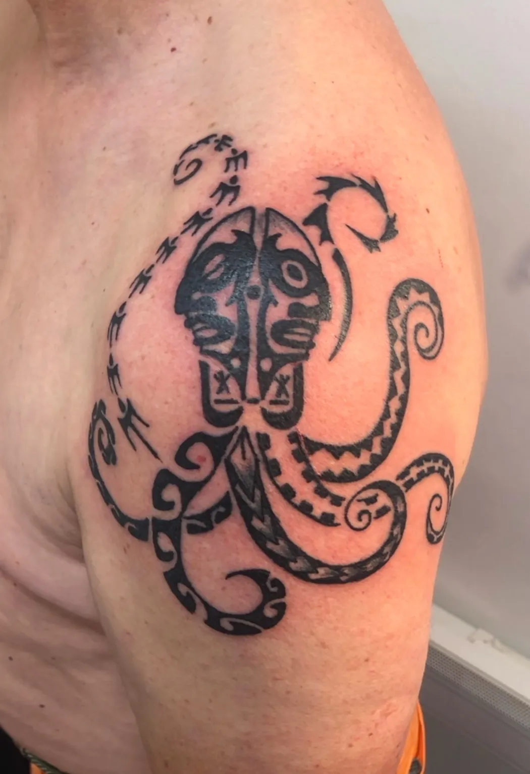 Tatouage maori homme